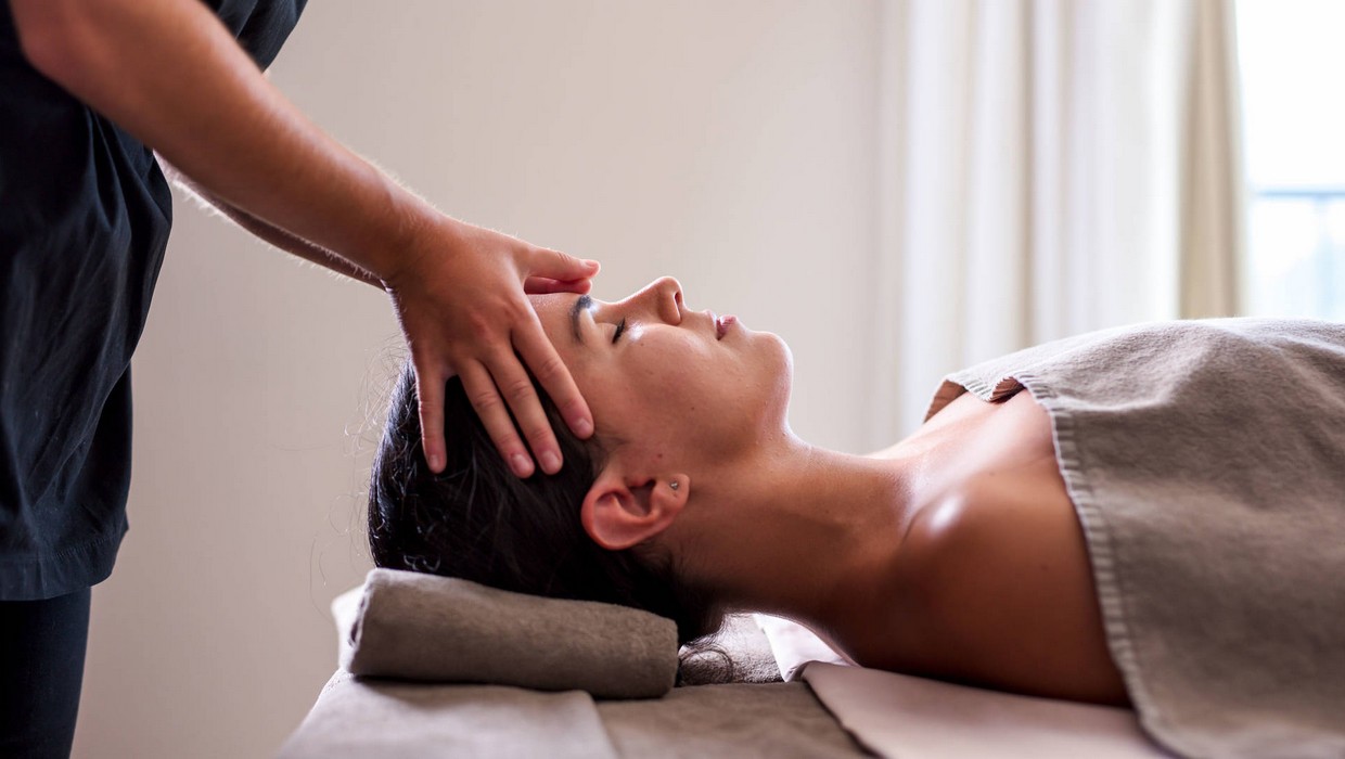 best Full Body massage center In Dubai